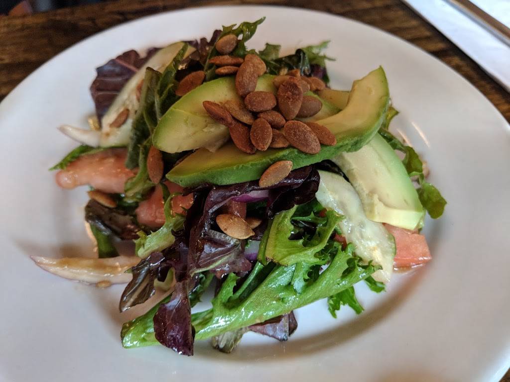 Las Margaritas | restaurant | 425 Graham Ave, Brooklyn, NY 11211, USA | 3478897885 OR +1 347-889-7885