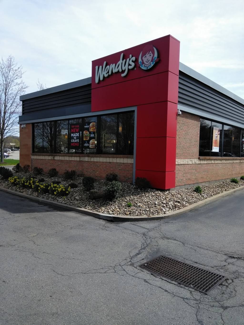 Wendys | restaurant | 1703 S Braddock Ave, Swissvale, PA 15218, USA | 4123718448 OR +1 412-371-8448