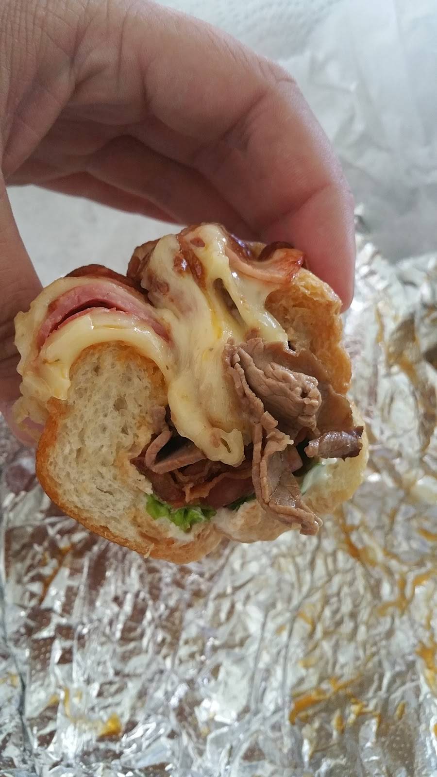 Rinaldis Deli of Tequesta | restaurant | 233 US-1, Tequesta, FL 33469, USA | 5617477637 OR +1 561-747-7637