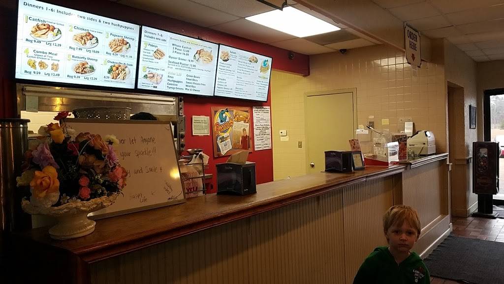 Penns | Fish House Restaurants | restaurant | 12968 MS-18, Raymond, MS 39154, USA | 6018570449 OR +1 601-857-0449