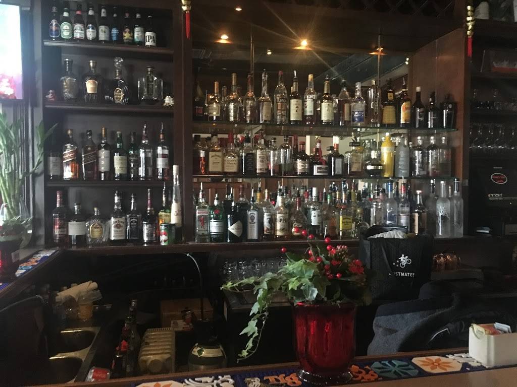 Annies Thai Castle | restaurant | 3195 Roswell Rd NE, Atlanta, GA 30305, USA | 4042649546 OR +1 404-264-9546