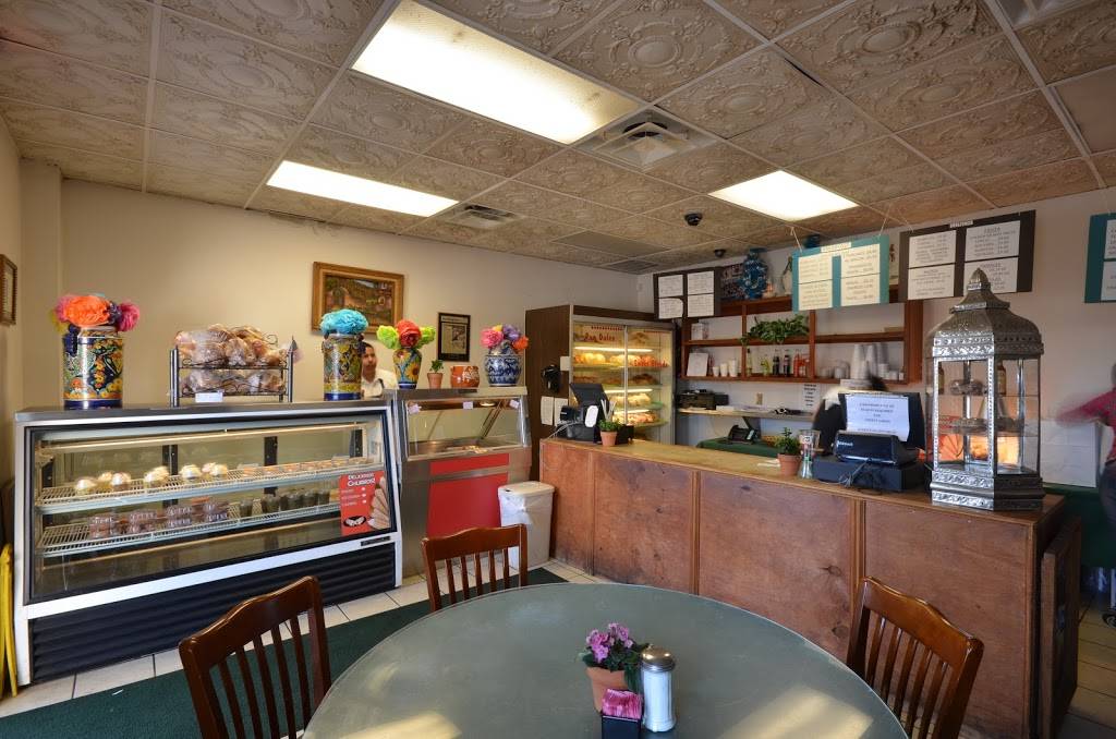 Esperanzas Mexican Bakery & Cafe | cafe | 1601 Park Pl Ave, Fort Worth, TX 76110, USA | 8179231961 OR +1 817-923-1961