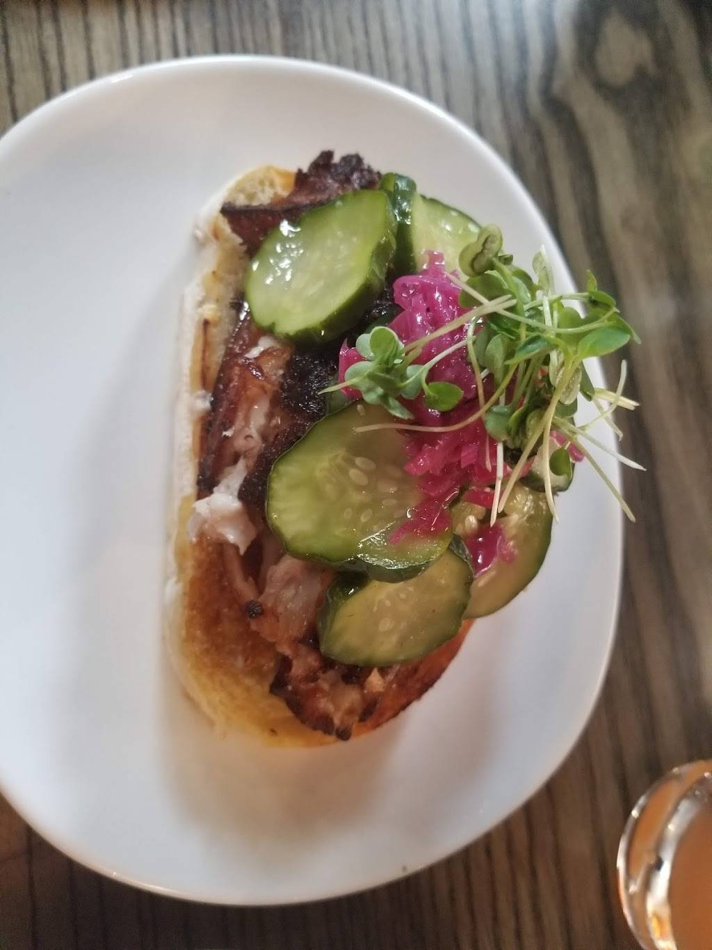 Hendrix Restaurant | restaurant | 1649 Main St, Columbia, SC 29201, USA | 8038345132 OR +1 803-834-5132