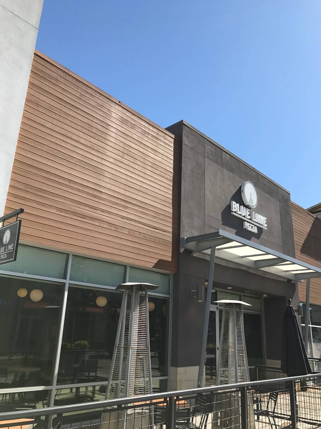 Blue Line Pizza | restaurant | 511 Westlake Center, Daly City, CA 94015, USA | 6507558500 OR +1 650-755-8500