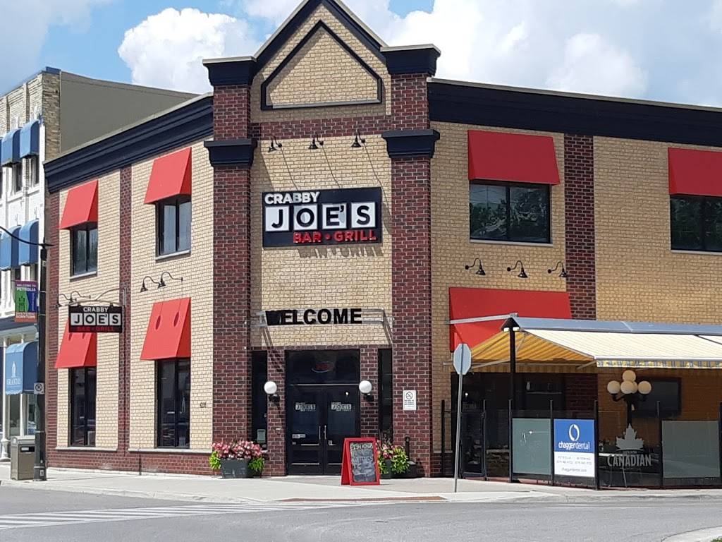 Crabby Joes Bar • Grill | restaurant | 4236 Petrolia Line, Petrolia, ON N0N 1R0, Canada | 5198824848 OR +1 519-882-4848