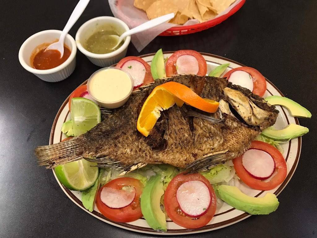 Taqueria El Gran Taco | restaurant | 40 Calle Del Monte, Sonoma, CA 95476, USA | 7079399932 OR +1 707-939-9932