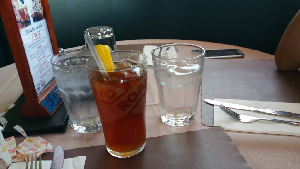 Lasses Restaurant | restaurant | 611 Bridgeport Ave, Milford, CT 06460, USA | 2038749574 OR +1 203-874-9574