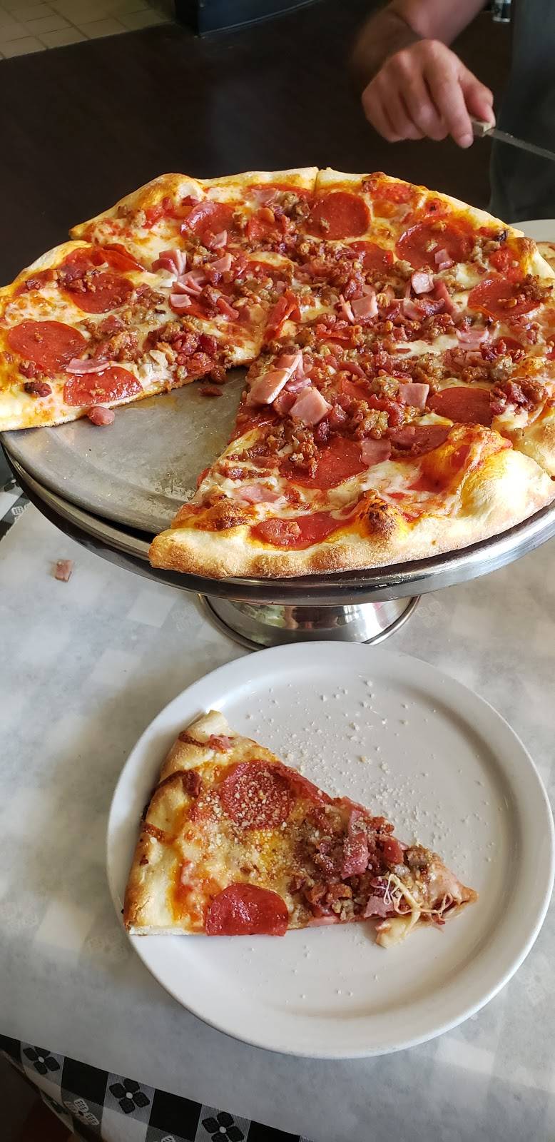 Amore Brick Oven Pizza | restaurant | 9903 Gulf Coast Main St #115, Fort Myers, FL 33913, USA | 2394378800 OR +1 239-437-8800