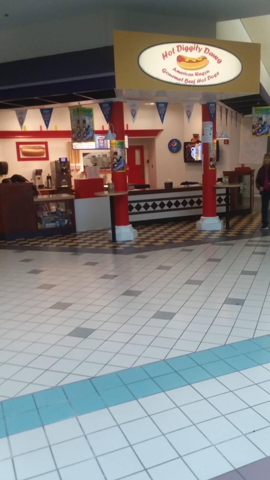 Hot Diggity Dawg (American Wagyu Beef) | restaurant | 3000 Gateway St, Springfield, OR 97477, USA | 5413597101 OR +1 541-359-7101