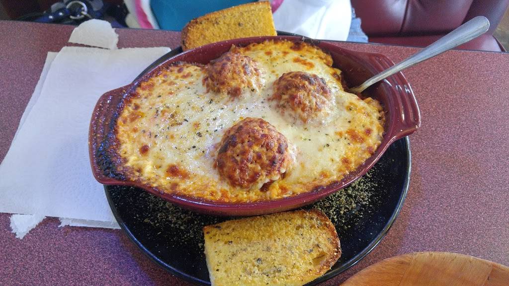 Legends Bar And Grill | restaurant | 3430 US-441, Fruitland Park, FL 34731, USA | 3527280006 OR +1 352-728-0006