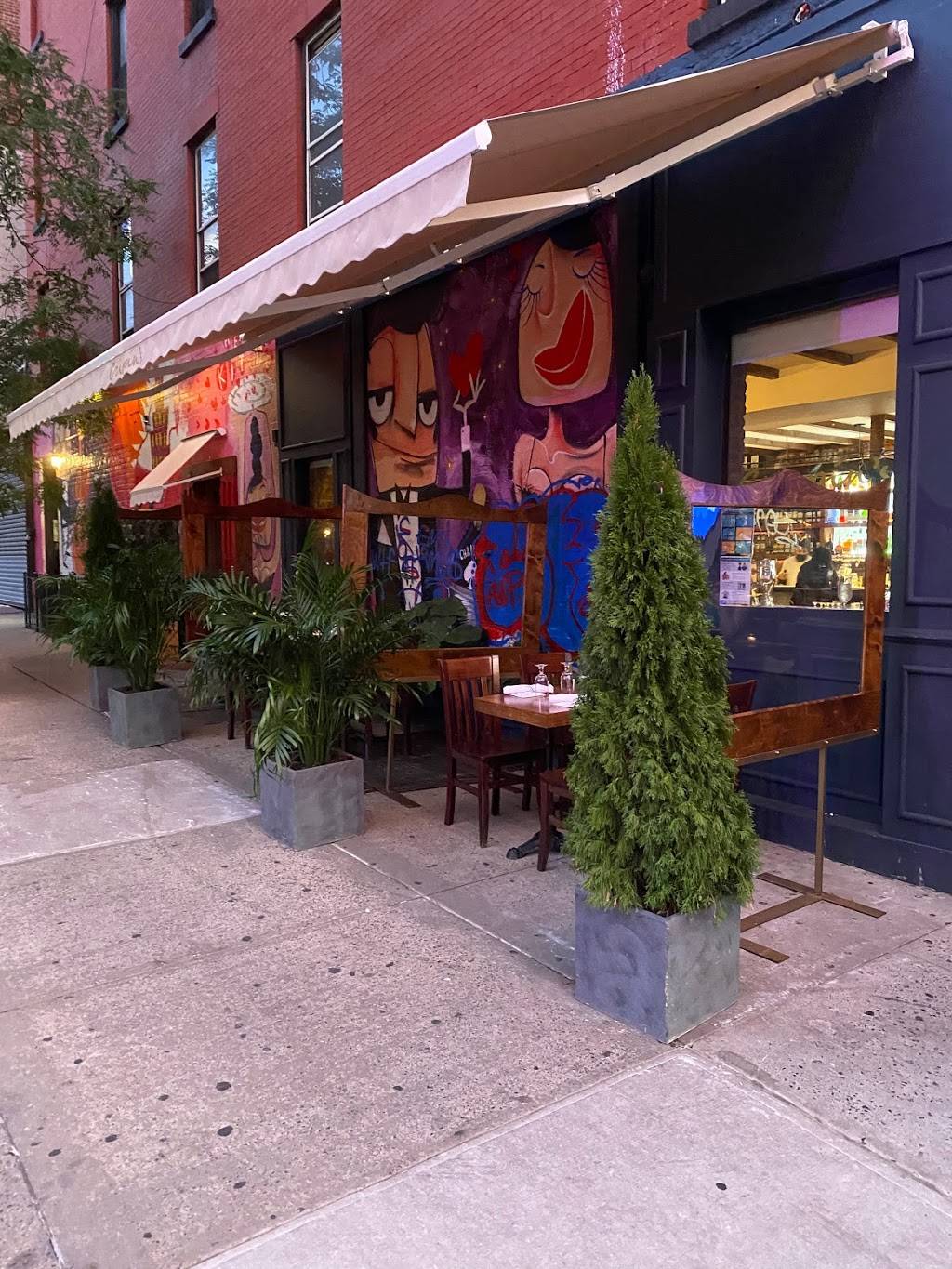 Italian Restaurant Hells Kitchen NYC - Crispins Restaurant | restaurant | 764 10th Ave, New York, NY 10019, USA | 2122652755 OR +1 212-265-2755