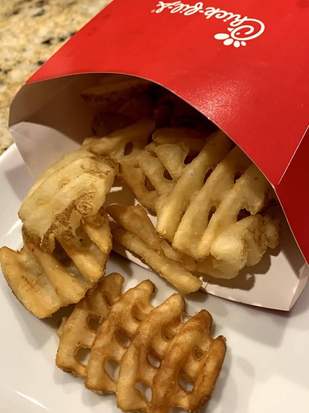 Chick-fil-A | restaurant | 2460 Sycamore Dr, Simi Valley, CA 93065, USA | 8052973252 OR +1 805-297-3252