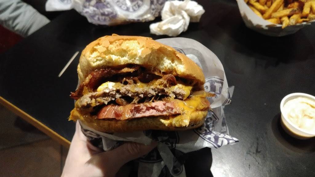Fat Guys Burger Bar | restaurant | 7945 S Memorial Dr, Tulsa, OK 74133, USA | 9188932232 OR +1 918-893-2232
