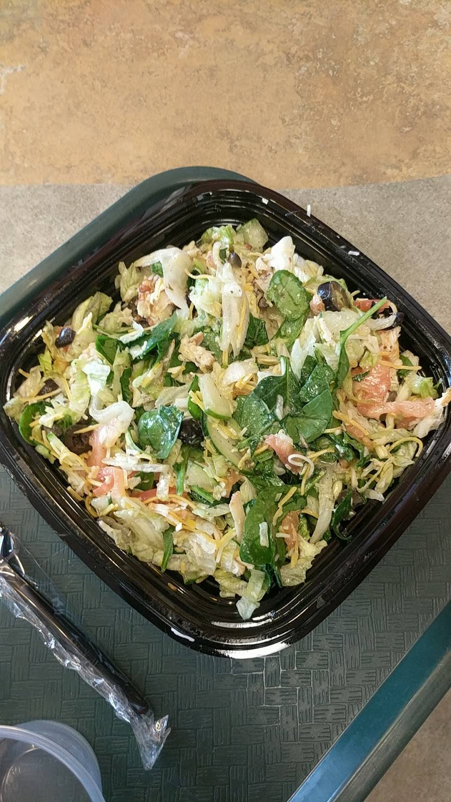 Subway | restaurant | 33333 Vine St, Eastlake, OH 44095, USA | 4409466133 OR +1 440-946-6133