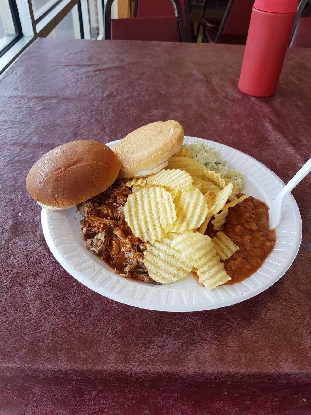 Charlies Bar-B-Que | restaurant | 8590 Pelham Rd, Greenville, SC 29615, USA | 8642977876 OR +1 864-297-7876