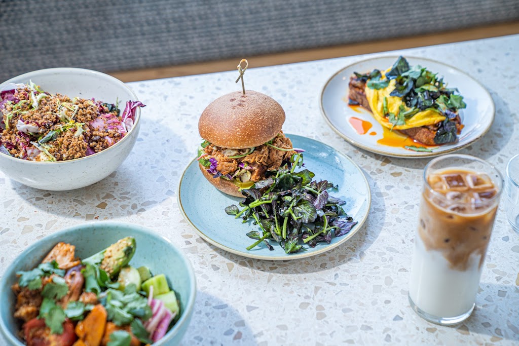 Two Hands | restaurant | 606 8th Ave S Store 400, Nashville, TN 37203, USA | 6159647700 OR +1 615-964-7700