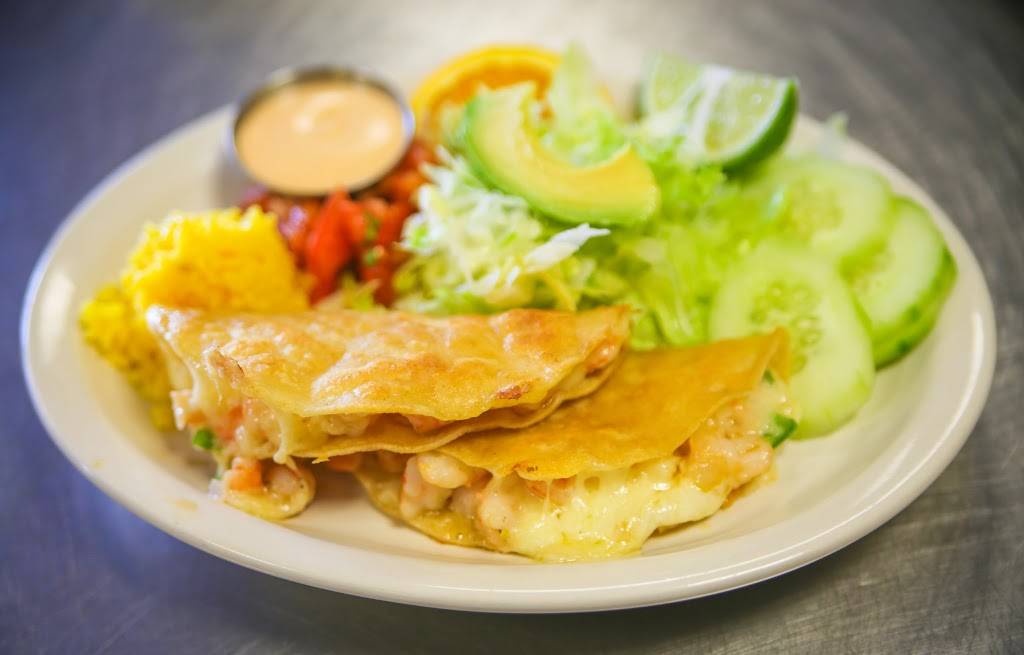 Mariscos Cachanilla | restaurant | 4127 West Ln, Stockton, CA 95204, USA | 2096889527 OR +1 209-688-9527