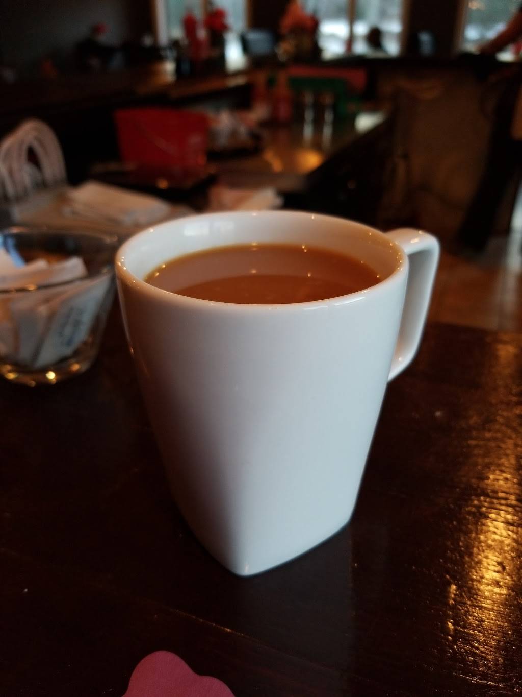 Mels Restaurant | restaurant | New Hampshire 3A-bld 2, 454 Charles Bancroft Hwy, Litchfield, NH 03052, USA | 6034296350 OR +1 603-429-6350