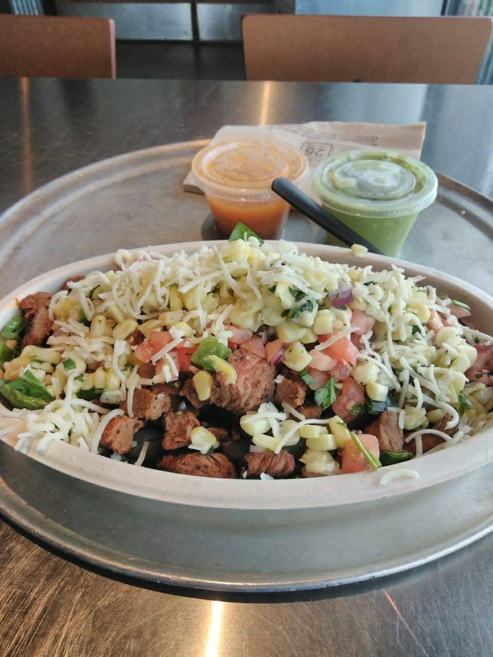 Chipotle Mexican Grill | restaurant | 11485 Olive Blvd, Creve Coeur, MO 63141, USA | 3149839358 OR +1 314-983-9358