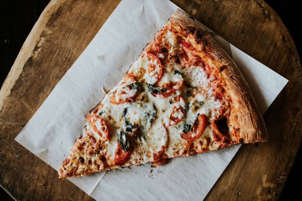 Dough Co. Pizza | restaurant | 2330 University Ave, Des Moines, IA 50311, USA | 5156300796 OR +1 515-630-0796