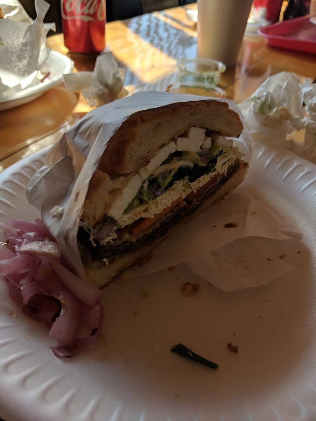 Tacis Tortas & Burritos | restaurant | 2528 S Central Ave, Los Angeles, CA 90011, USA | 3232325100 OR +1 323-232-5100