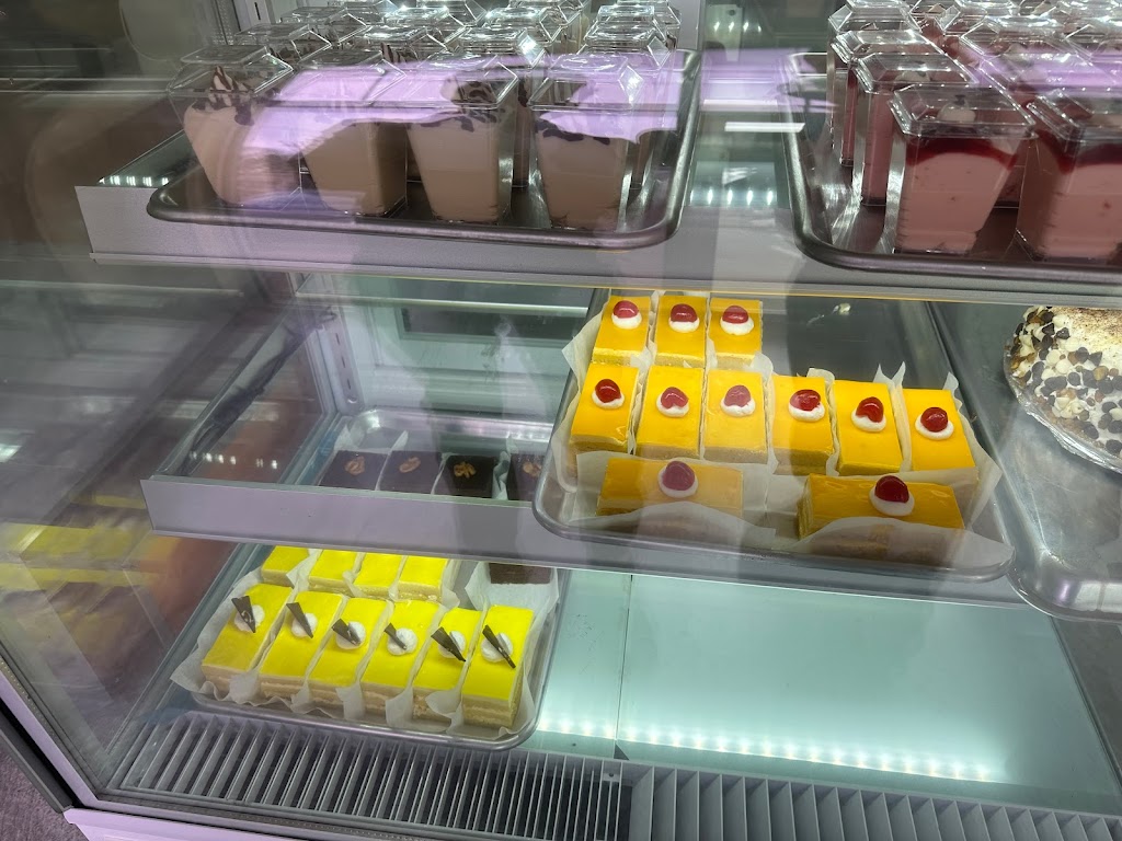 Sweet Magic - Pastries and Cafe | bakery | 15025 Lancaster Hwy D2, Charlotte, NC 28277, USA | 7046101970 OR +1 704-610-1970