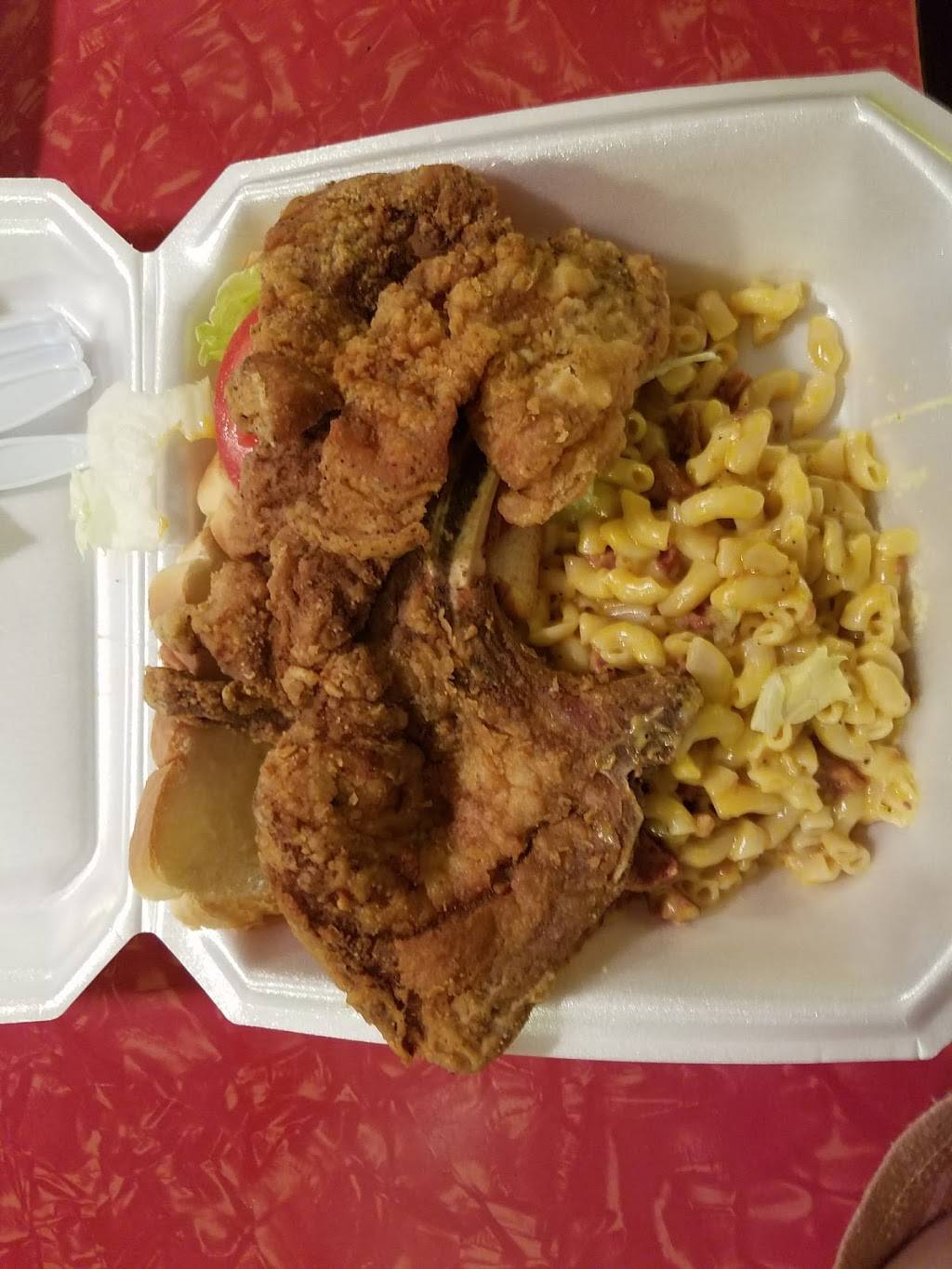 Bootys Soul Food Restaurant | restaurant | 918 Castle St, Wilmington, NC 28401, USA | 9107639373 OR +1 910-763-9373