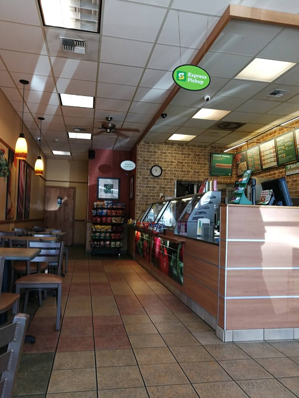 Subway | meal takeaway | 21919 66th Ave W Suite A, Mountlake Terrace, WA 98043, USA | 4256976911 OR +1 425-697-6911