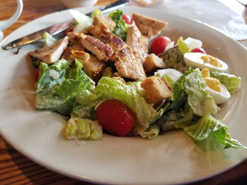 Cracker Barrel Old Country Store | restaurant | 98 NE Hwy.410, San Antonio, TX 78216, USA | 2105258110 OR +1 210-525-8110