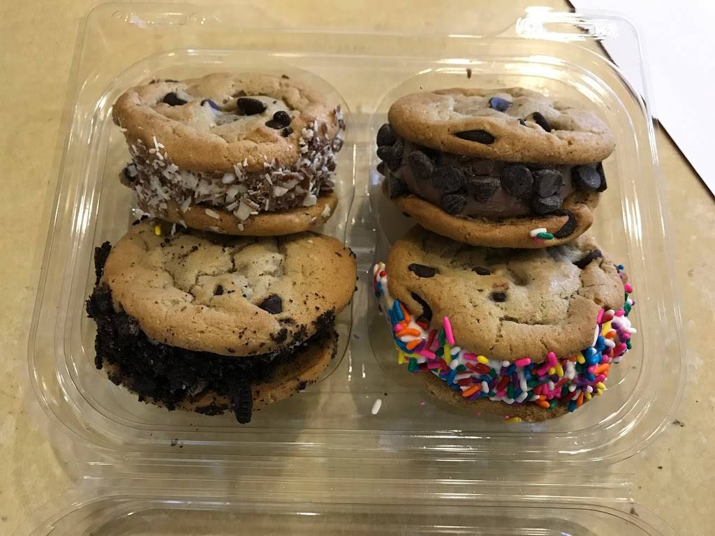 Cold Stone Creamery | bakery | 2170 E Baseline Rd #136, Phoenix, AZ 85042, USA | 6022437837 OR +1 602-243-7837