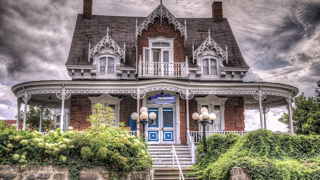 Restaurant Shiraz | restaurant | 209 Rue Brock, Drummondville, QC J2C 1M2, Canada | 8198505052 OR +1 819-850-5052