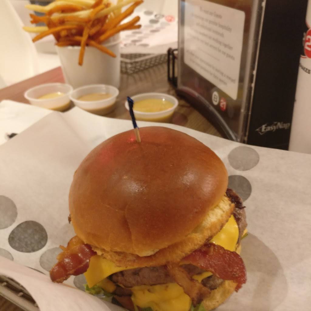 Burger 21 | restaurant | 14650 South La Grange Road, Orland Park, IL 60462, USA | 7087377952 OR +1 708-737-7952