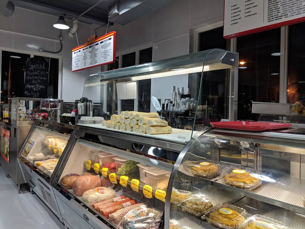 El Palacio de los Jugos | bakery | 555 Jefferson Ave, Miami Beach, FL 33139, USA | 7865025383 OR +1 786-502-5383