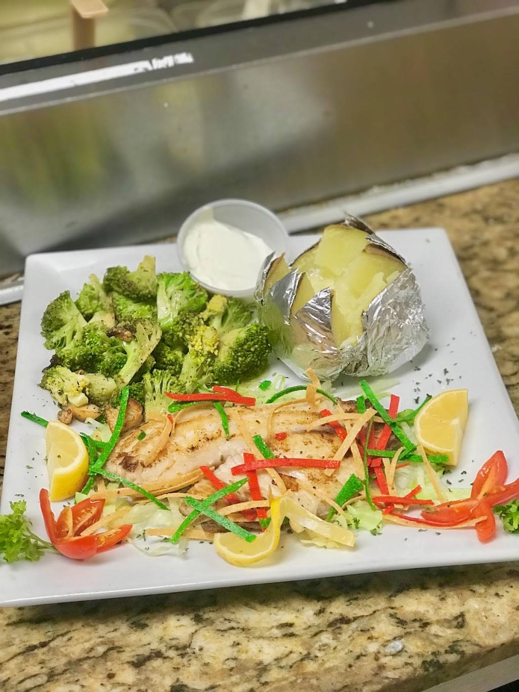 Annas Italian Restaurant Kilmarnock | restaurant | 150 Old Fair Grounds Way, Kilmarnock, VA 22482, USA | 8044358960 OR +1 804-435-8960