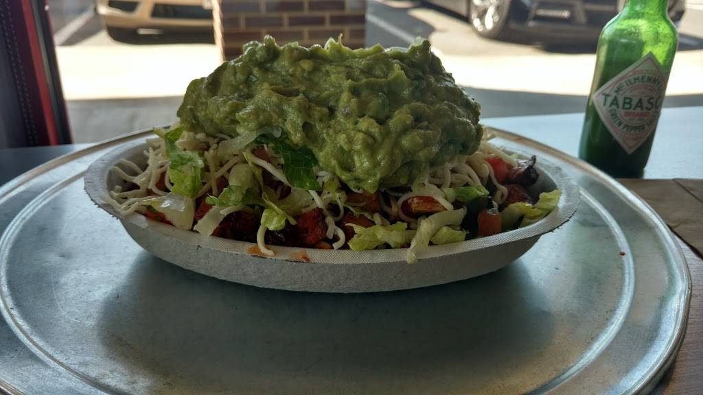 Chipotle Mexican Grill | restaurant | 2011 Colonial Ave SW, Roanoke, VA 24015, USA | 5403423102 OR +1 540-342-3102