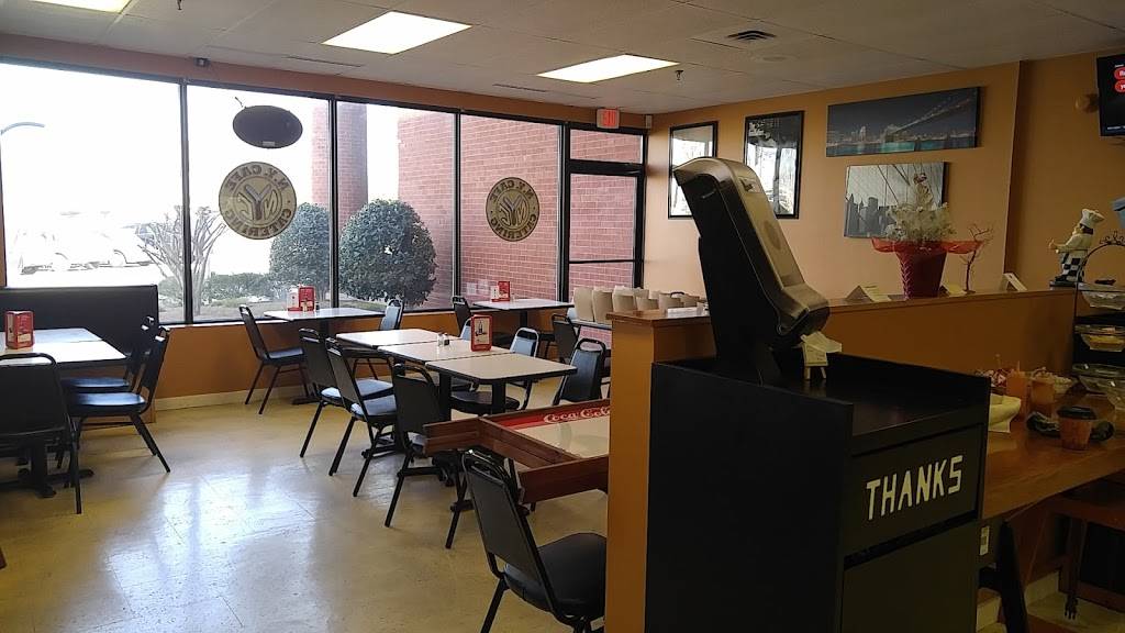 New York Cafe & Catering | cafe | 8253 Backlick Rd, Lorton, VA 22079, USA | 7033390404 OR +1 703-339-0404