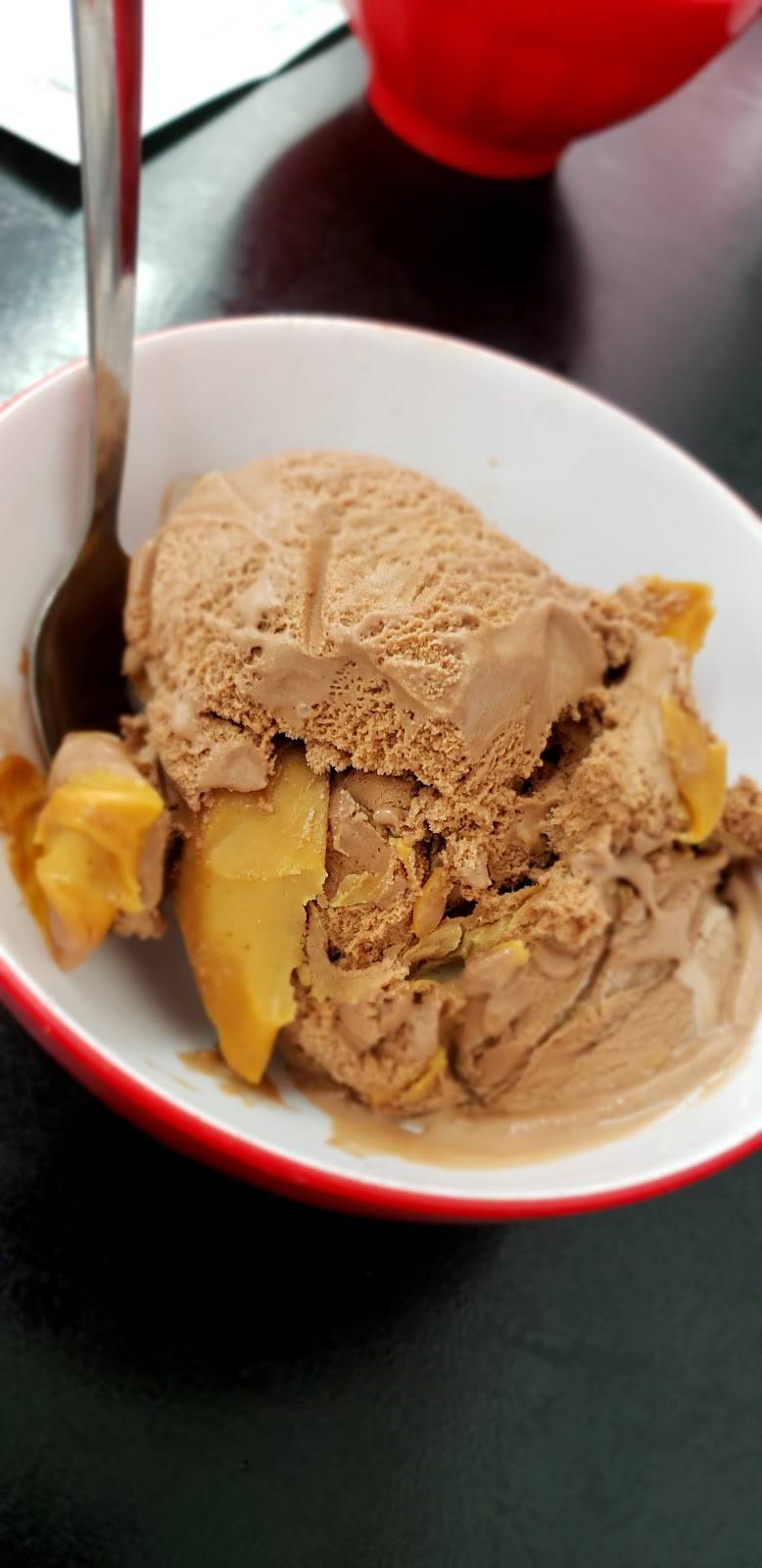 Paynes | meal takeaway | 101 E Laurel St, Scottsboro, AL 35768, USA | 2565742140 OR +1 256-574-2140