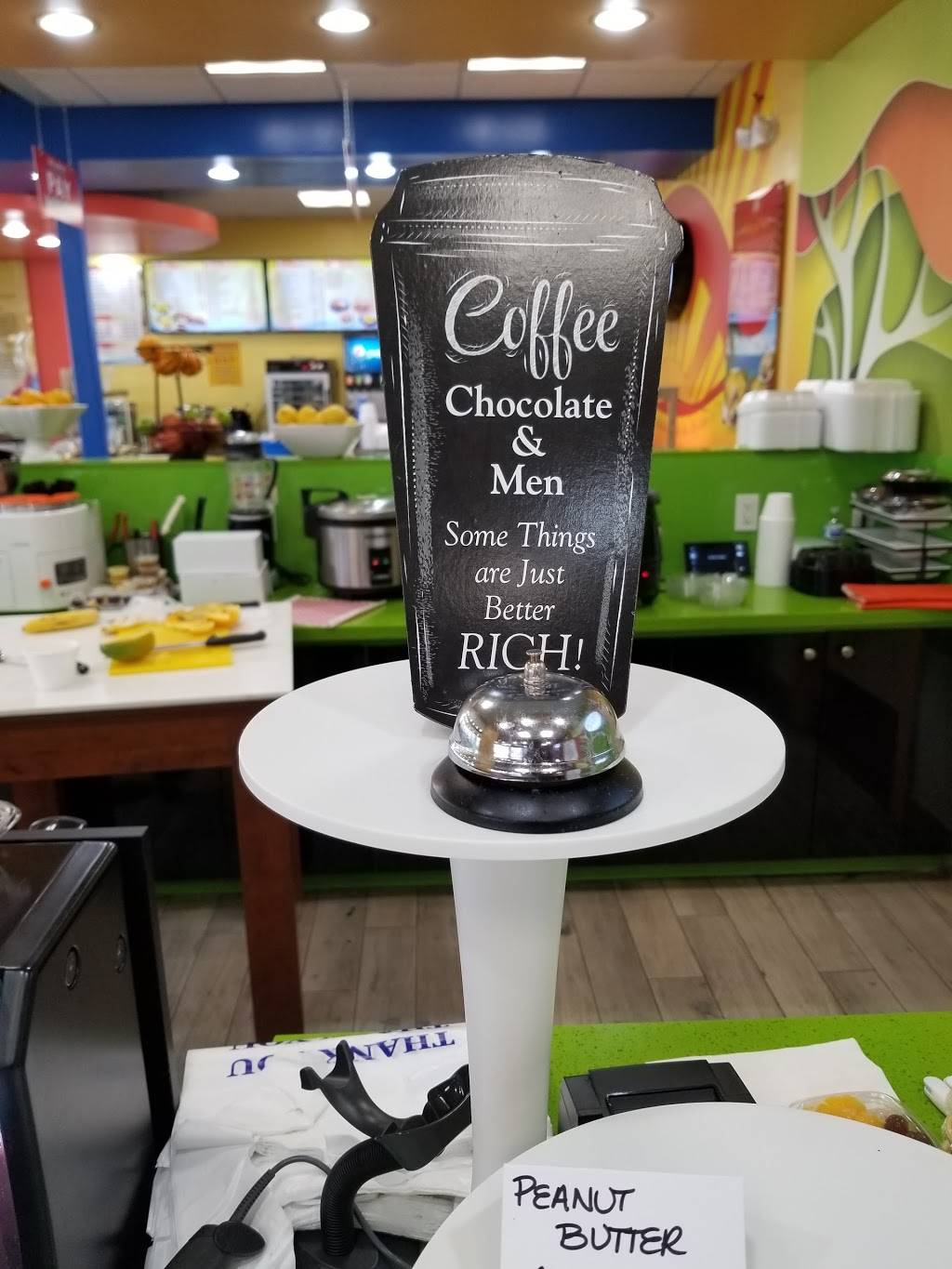 The Salty Apple | restaurant | 5299 N State Road 7, Fort Lauderdale, FL 33319, USA | 9549005811 OR +1 954-900-5811