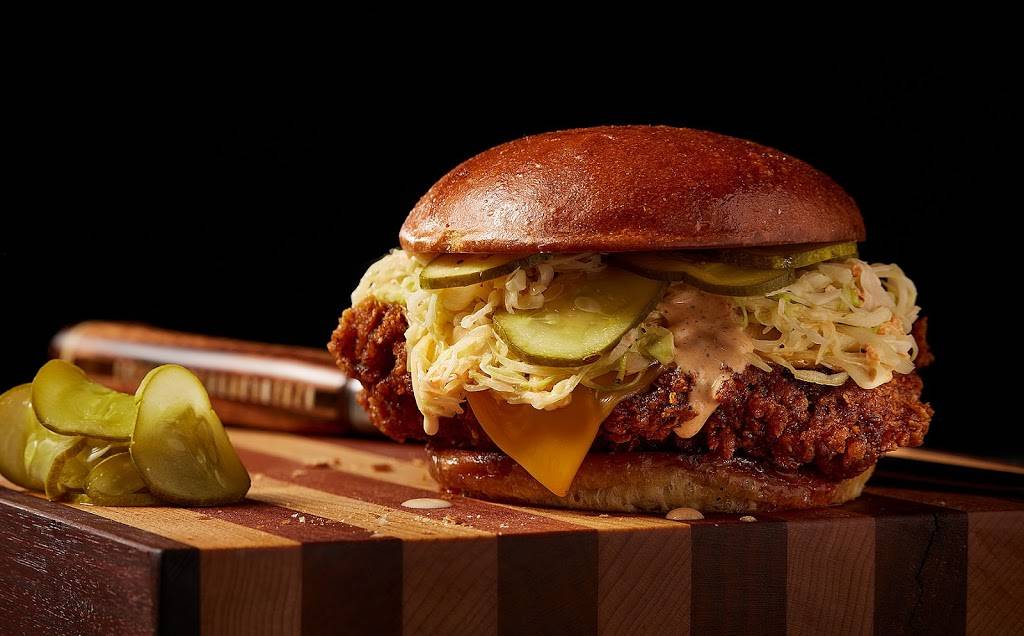 Cluck It | restaurant | 2537 S Wabash Ave, Chicago, IL 60616, USA | 8722434213 OR +1 872-243-4213