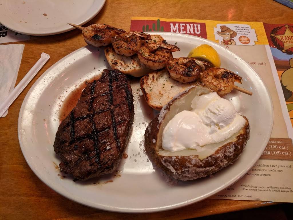 Texas Roadhouse | restaurant | 2457 S Hwy 27, Clermont, FL 34711, USA | 3522424441 OR +1 352-242-4441