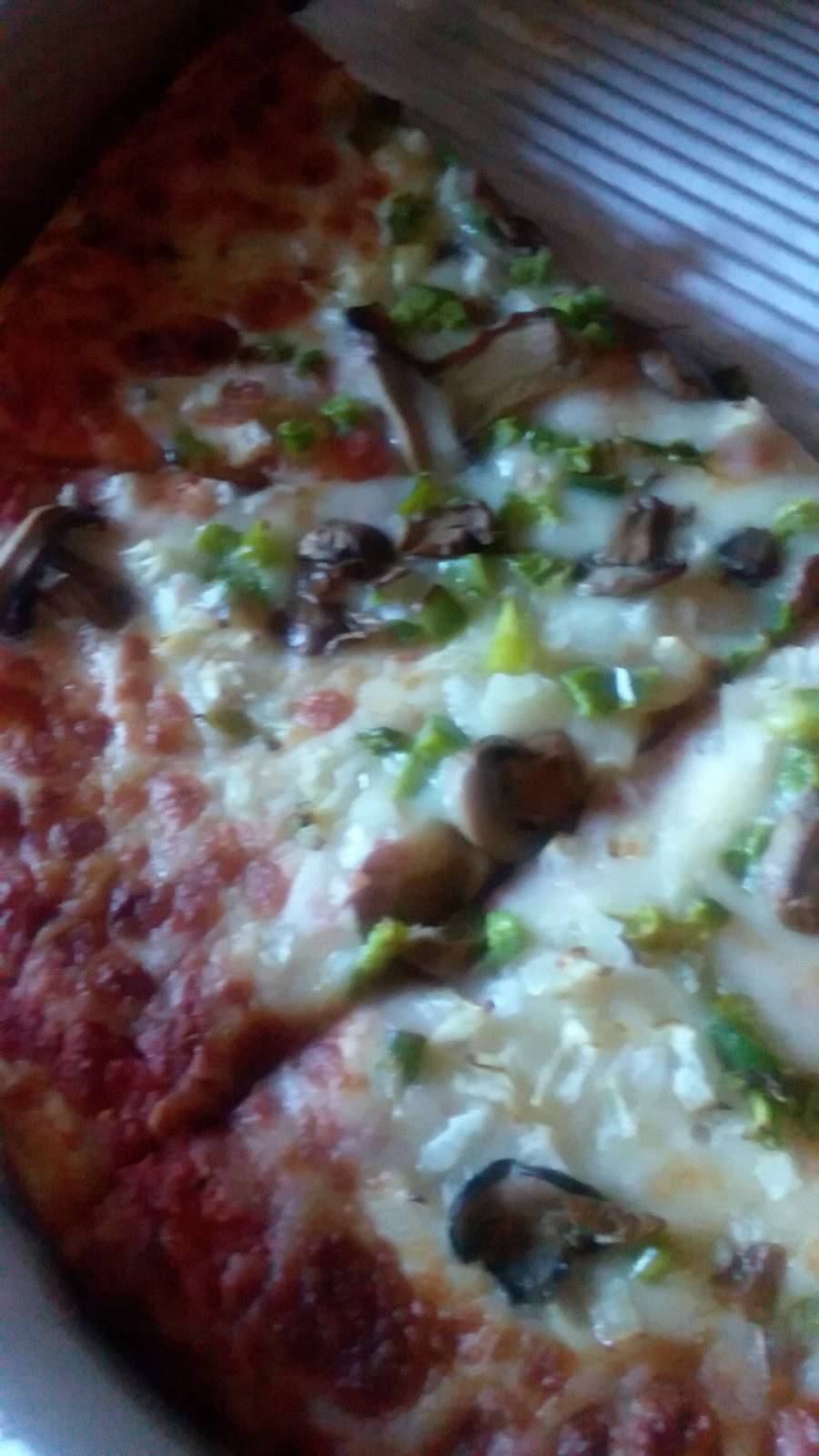 Buckeye Deli & Grocery | meal takeaway | 124 Millersburg St, Nashville, OH 44661, USA | 3303785663 OR +1 330-378-5663