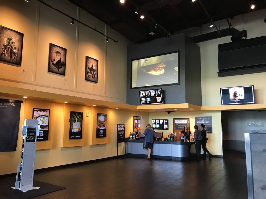 Flix Brewhouse Round Rock | restaurant | 2200 S Interstate 35 B1, Round Rock, TX 78681, USA | 5122443549 OR +1 512-244-3549