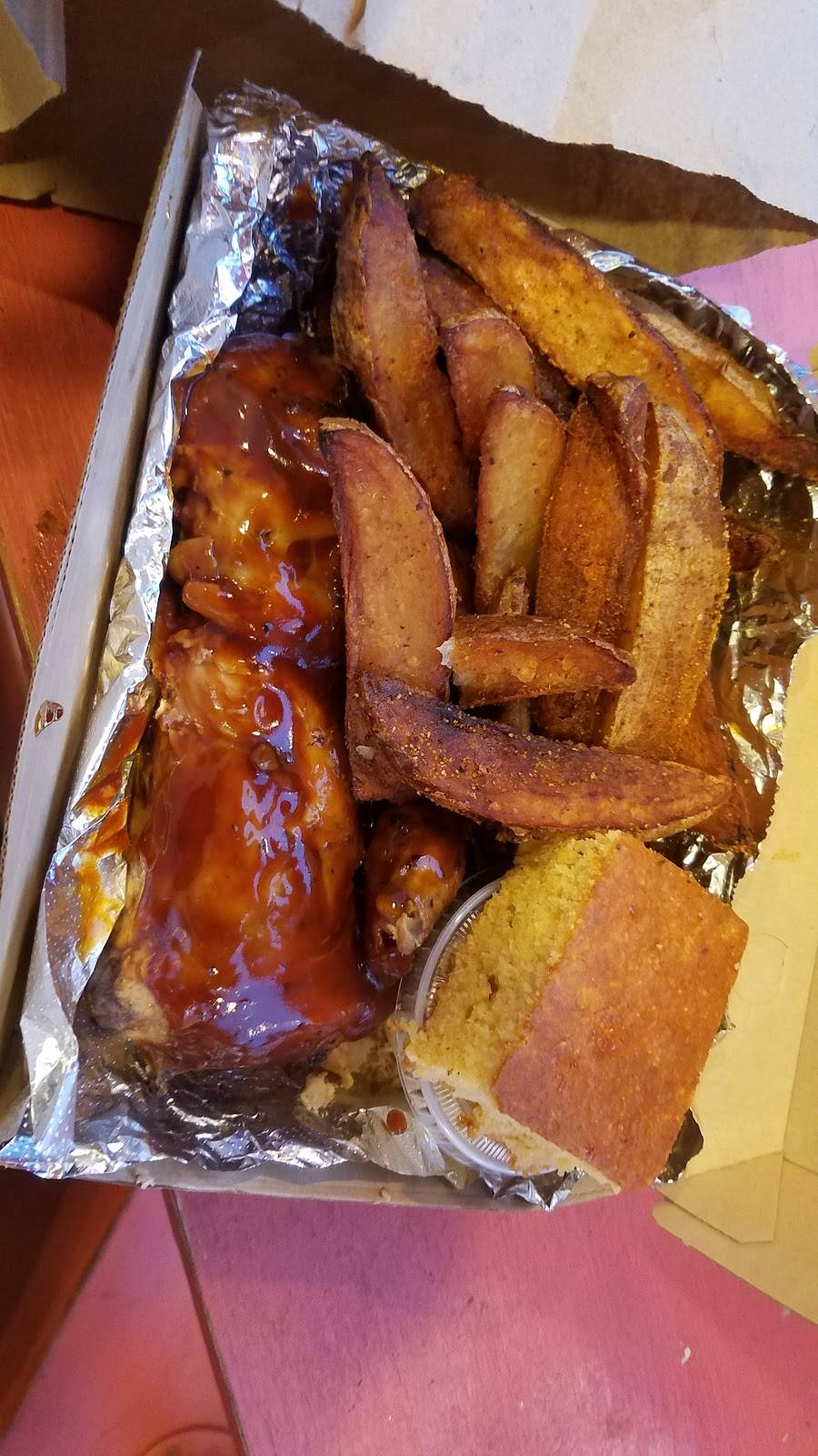 Dekes Carry Out & Catering | restaurant | 4901 Ridge Ave, Philadelphia, PA 19128, USA | 2155887427 OR +1 215-588-7427