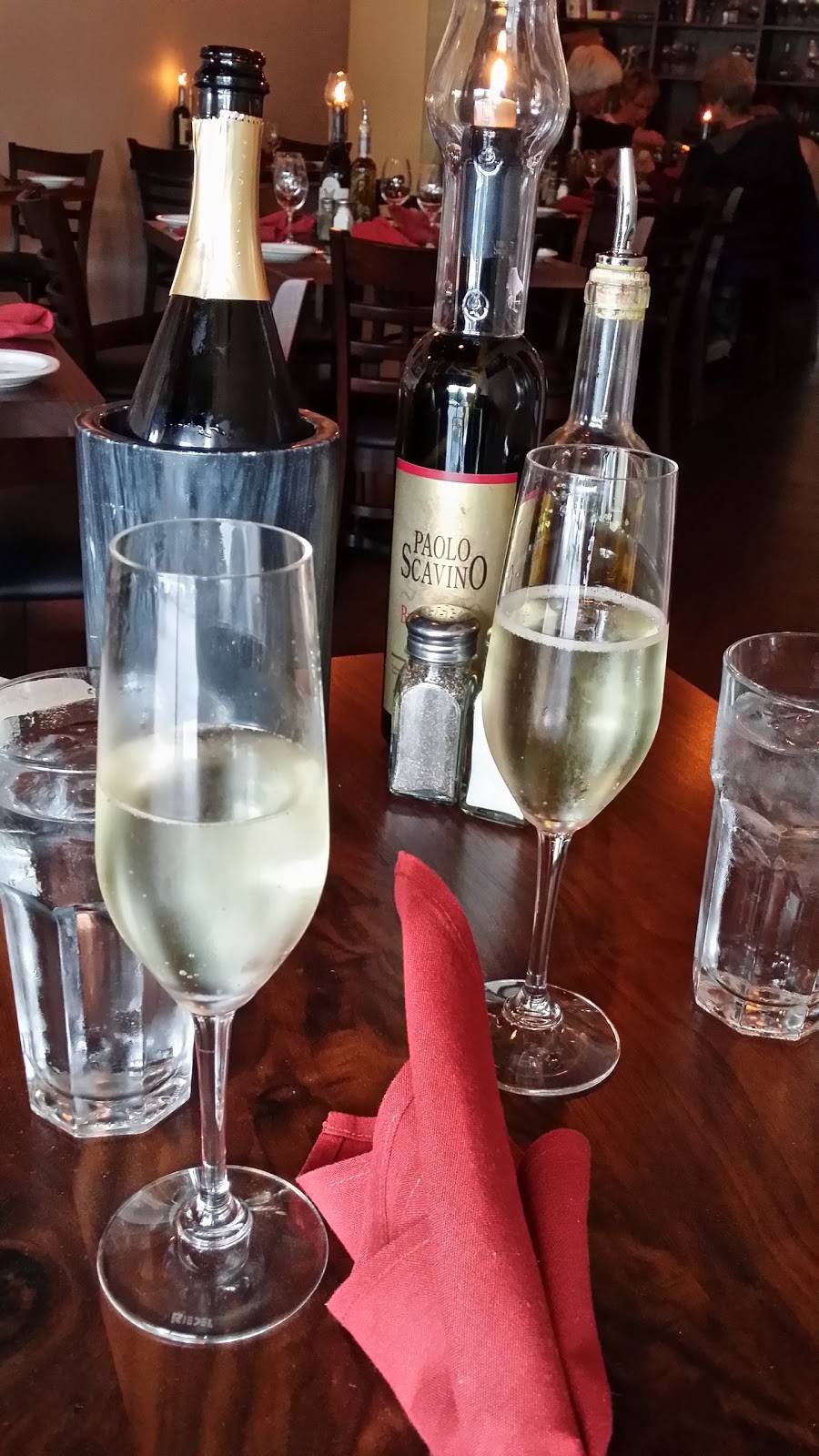 Portofino Cafe Italiano | restaurant | 8075 SE 13th Ave, Portland, OR 97202, USA | 5032348259 OR +1 503-234-8259