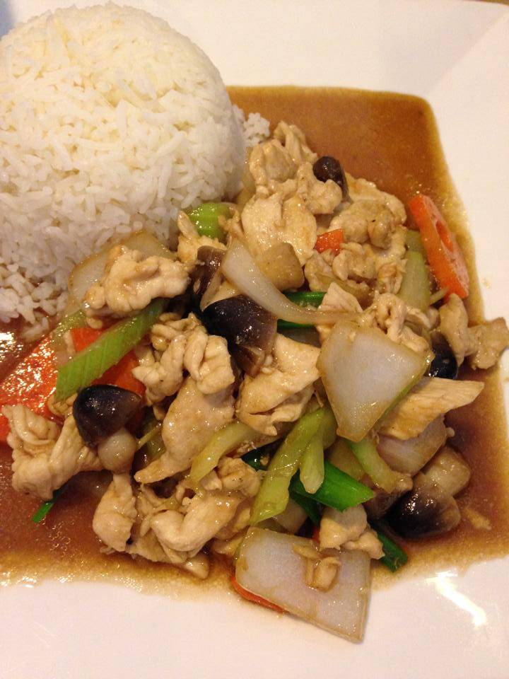 Wanya Thai Restaurant | meal delivery | 16507 Soledad Canyon Rd, Canyon Country, CA 91387, USA | 6612518544 OR +1 661-251-8544