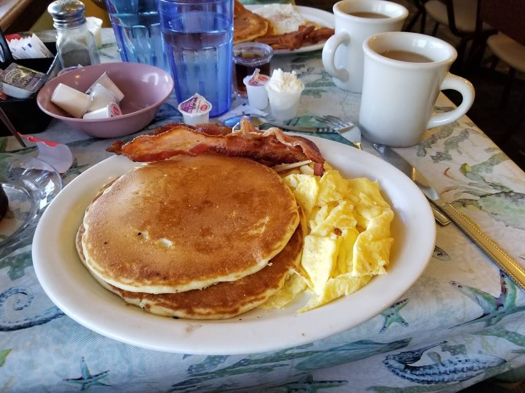 Horizons Family Restaurant | restaurant | 35 Mile Rd, Wells, ME 04090, USA | 2076464155 OR +1 207-646-4155