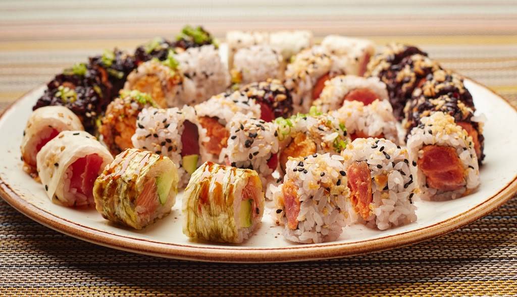 West Loop Sushi | restaurant | 1027 W Madison St # 2, Chicago, IL 60654, USA | 3125664121 OR +1 312-566-4121
