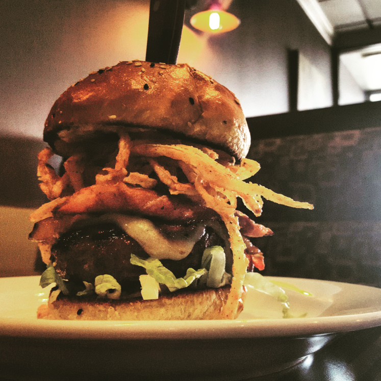 Obies Bar and Grille | restaurant | 209 Pinebush Rd #6a, Cambridge, ON N1R 7H8, Canada | 5196246243 OR +1 519-624-6243