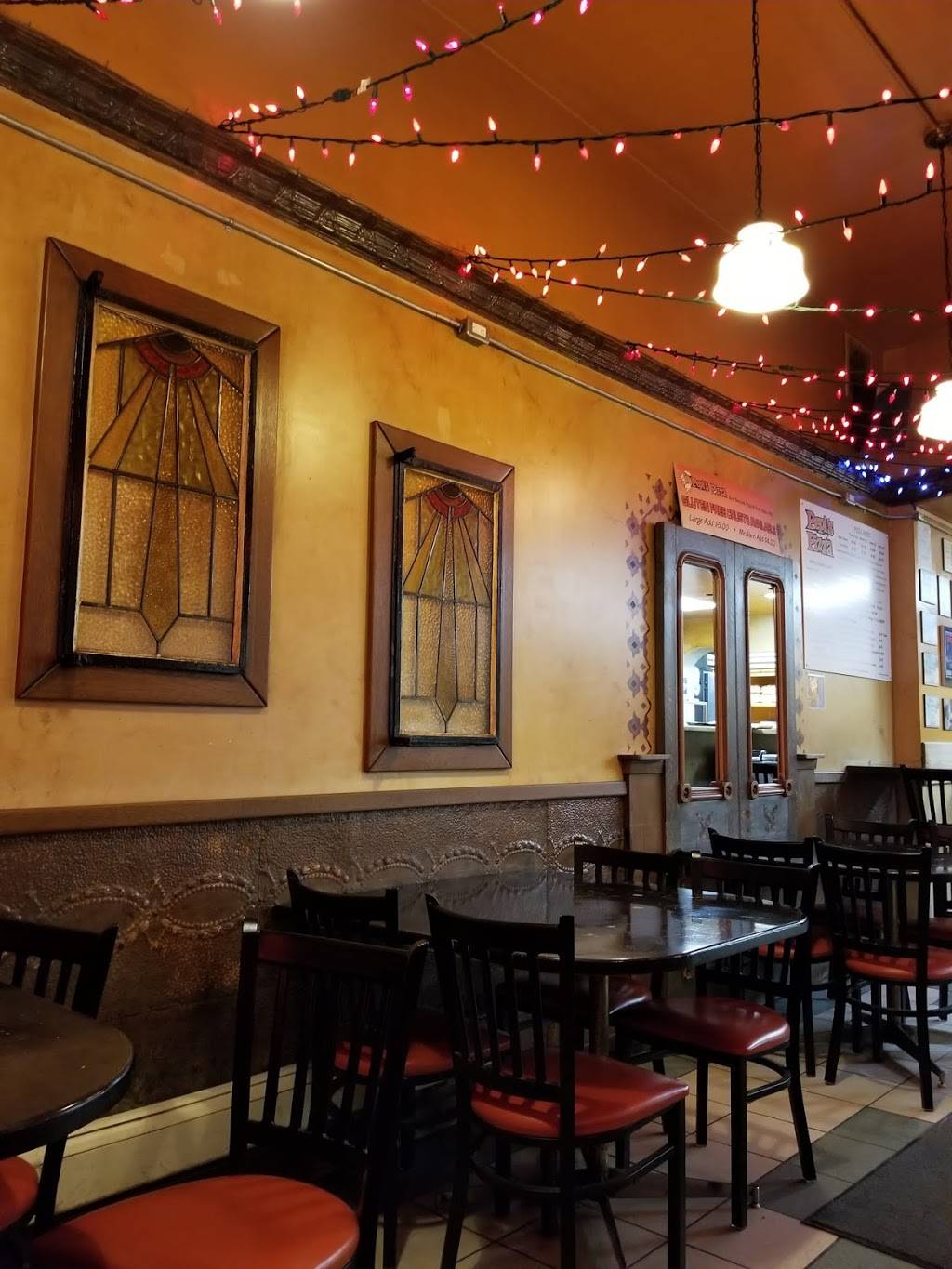 Pepis Pizza | restaurant | 87 Water St N, Kitchener, ON N2H 5A6, Canada | 5195786640 OR +1 519-578-6640