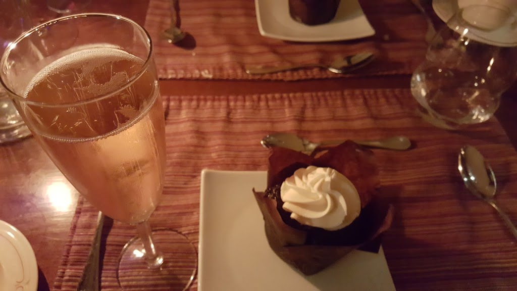 Company of the Cauldron | restaurant | 5 India St, Nantucket, MA 02554, USA | 5082284016 OR +1 508-228-4016